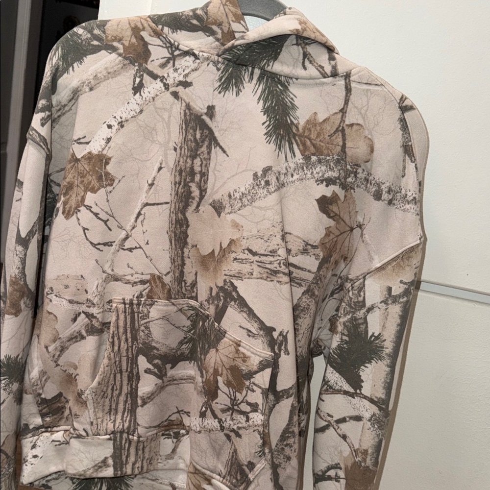 Hollister Camouflage Hoodie in Brown and Green
